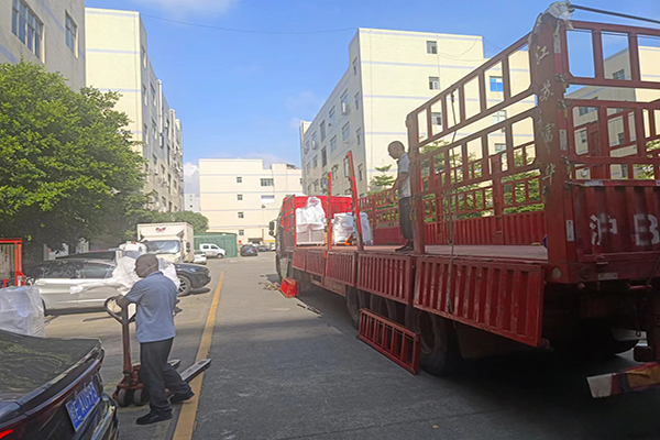  bifa必发集团科技-美东汇成医疗自动化设备今日交付